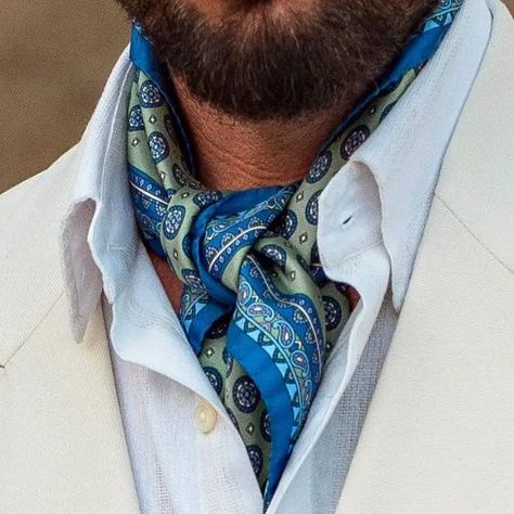 Neckerchief Men Fashion Styles, Neckerchief Outfit Men, Men Neckerchief, Orchestra Photoshoot, Mens Silk Scarf Outfit, Italian Scarf Style Men, Neck Scarf Men, Suit And Scarf, Neckerchief Outfit