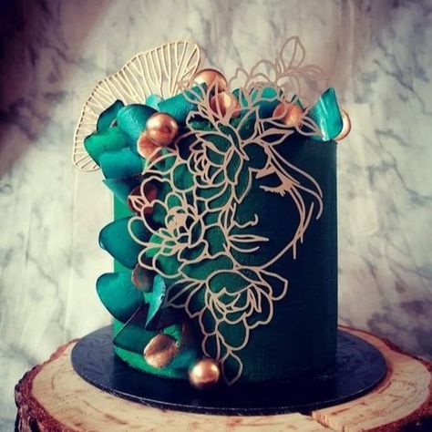 @cupcakery_durban created this stunning piece of edible art using our line art topper and wafer paper leaves.... This is so beautiful! Line Art topper: https://www.crystalcandy.co.za/product/line-art-silhouette-petillante/ Wafer paper Leaves: https://www.crystalcandy.co.za/product/edible-rose-petals-turquoise/ Line Art Gringo leaf: https://www.crystalcandy.co.za/product/gingko-leaf-cake-charms-line-art-cupcake-topper/ Gold Plastic Balls: https://www.crystalcandy.co.za/product/faux-balls/ #... Leaf Cake, Edible Rose Petals, Paper Petals, Let The Games Begin, Crystal Candy, Art Silhouette, Gingko Leaves, Cupcake Art, Paper Leaves