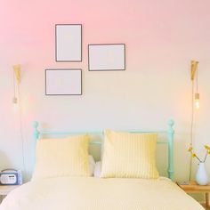 Unique Wall Painting Ideas, Accent Walls Bedroom, Ombre Bedroom, Ombre Wall, Girl Bedroom Walls, Creative Bedroom, Bedroom Wall Paint, Bedroom Wall Colors, Accent Wall Bedroom