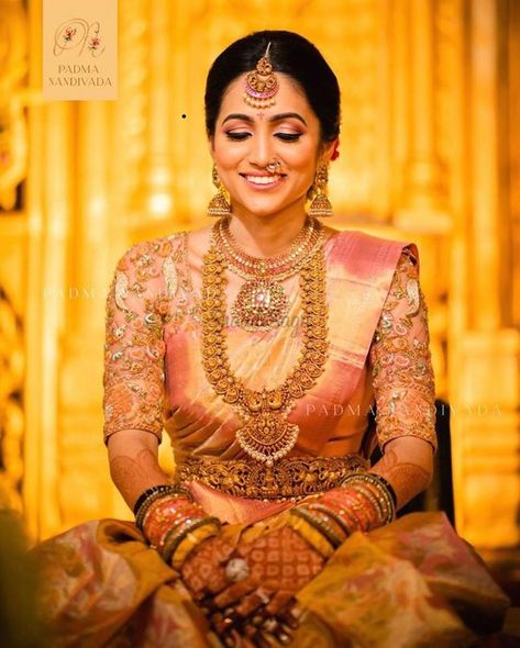 50+ South Indian Bridal Portraits We Have Fallen In Love With! | ShaadiSaga Bridal Hairstyles Front Look, Hairstyles Front Look, Indian Bridal Portraits, Brides Photoshoot, South Indian Bridal Hairstyles, Maharashtrian Saree, South Indian Bride Saree, Hairstyle Bridal, South Indian Bridal Jewellery