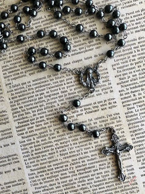 Catholic Cross Necklace, Antique Rosary, Full Hand Tattoo, Rosary Tattoo, Rosary Beads Necklace, Vintage Rosary, Rosary Beads Catholic, Beaded Rosary, Gold Rosary