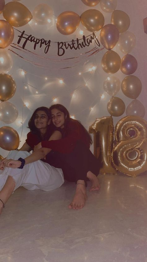 Birthday Poses With Friends, Birthday Photoshoot Ideas With Friends, Chaos Quotes, Birthday Poses, Birthday Decorations At Home, Happy Birthday Decor, Birthday Room Decorations, Simple Birthday Decorations, 21st Birthday Photoshoot