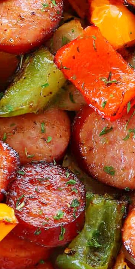 Airfryer Sausage And Veggies, Air Fryer Sausage And Veggies, Air Fryer Smoked Sausage And Veggies, Air Fry Peppers, Air Fryer Sausage And Potatoes, Air Fryer Sausage And Peppers, Smoked Sausage And Veggies, Kilbasa Sausage Recipes, Beef Sausage Recipes