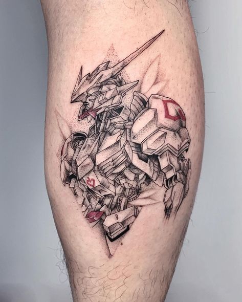 (⁎⁍̴̀﹃ ⁍̴́⁎)🦋 on Instagram: “Gundam Barbatos - Did my first mech tattoo waow! Thanks for the trust fishing buddy 🐟 ⚜️Time: 5.25hrs . . . #tattooapprentice…” Mech Tattoo, Gundam Tattoo, Digimon Tattoo, Blood Tattoo, Simple Cross Tattoo, Pikachu Tattoo, Her Tattoo, Shin Tattoo, Gundam Barbatos