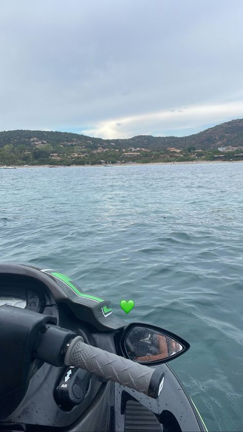 Jet Ski Outfit, Jet Ski Snapchat, Jet Skiing, Ski Outfit, Jetski, Night Scenery, Jet Ski, Summer Aesthetic, Skiing