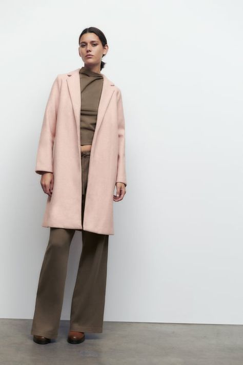 Trends Woman | ZARA United Kingdom Lapel Collar Coat, Mode Mantel, Open Coat, Textured Coat, Plush Coat, Lapel Coat, Sleeveless Knit Top, Leather Boots Heels, Zara Fashion