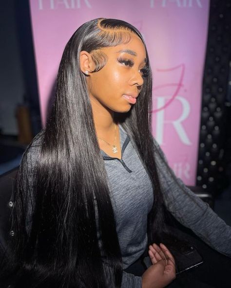 Side Part Straight, Lace Wigs Styles, Deep Side Part, Frontal Wig Hairstyles, Sew In Hairstyles, Side Part Hairstyles, Quick Weave Hairstyles, Lace Frontal Wigs, Quick Braided Hairstyles