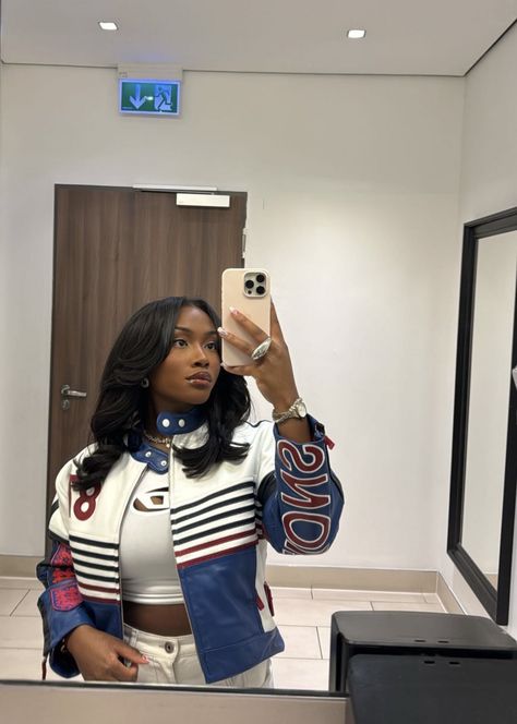 Tolami Benson, Arsenal Shirt, Brown Sequin Dresses, Football Wags, Sporty Spice, Black Women Fashion, Cute Everyday Outfits, Sporty Chic, Gaming Clothes