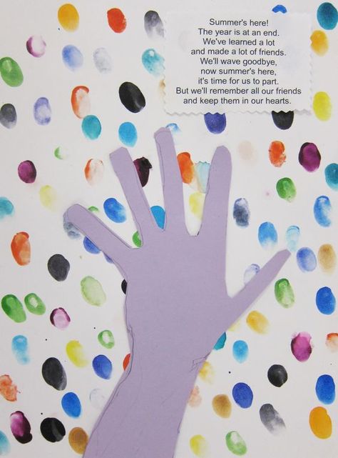 A fingerprint and hand art project at the end of kindergarten. End Of Year Kindergarten, Preschool Memory Book, Hand Art Projects, Prek Crafts, Preschool Art Projects, Fingerprint Art, Kindergarten Art Projects, Graduation Crafts, Preschool Graduation