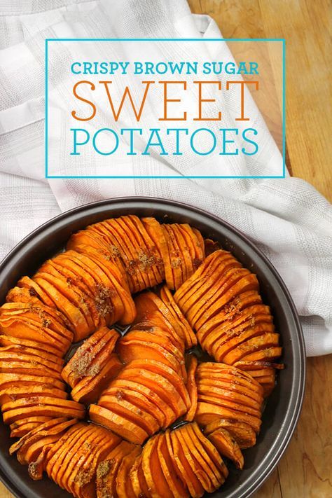 Brown Sugar Sweet Potatoes, Scalloped Sweet Potatoes, Hasselback Sweet Potatoes, Sweet Potato Oven, Sweet Potato Sides, Sweet Potato Recipe, Brown Sugar Recipes, Christmas Snack, Sweet Potato Slices