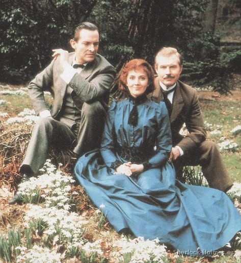 Jeremy Brett as Sherlock; Natasha Richardson as Violet Hunter; and David Burke as the original Watson in the Granada series Sherlock Holmes Granada, Sherlock Holmes Jeremy Brett, Granada Holmes, Granada Sherlock, Jeremy Brett Sherlock Holmes, The Adventures Of Sherlock Holmes, Doctor John, David Burke, Natasha Richardson