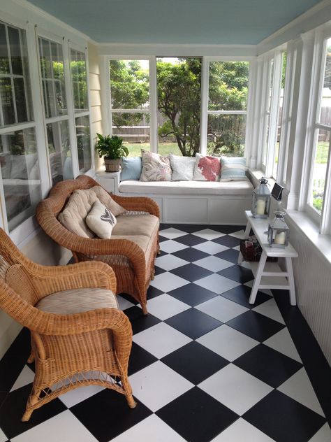 Porch with Black and White Tile Checkered Floor Screened In Porch, Black And White Porch Tiles, Black And White Tile Front Porch, Black And White Tile Patio, Black And White Tile Sunroom, Black And White Patio Tiles, Black And White Tile Porch, Tile Porch Ideas, Verandah Tiles