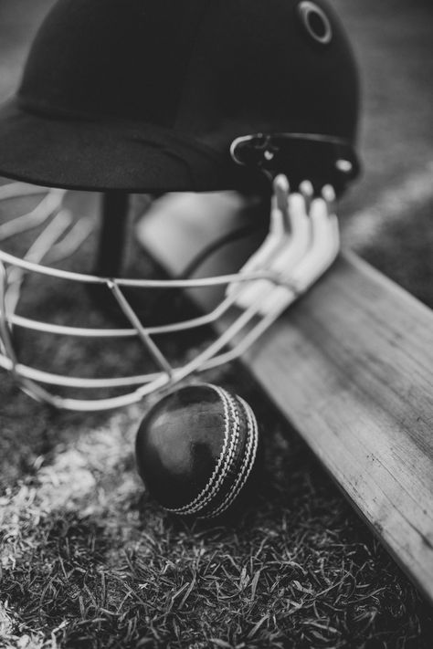 Track Pictures, Cricket In India, Batting Helmet, Biker Aesthetic, Cricket Wallpapers, Sports Website, Sports Aesthetic, Cricket Equipment, Cricket Bat