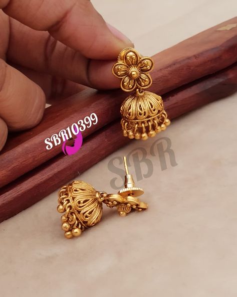 Jimiki Kamal Gold, Gold Earrings Jhumka Designs, Gold Small Jhumka Earrings, Small Jumki Designs, Small Jhumkas Gold, Small Jhumki Earrings Gold, Gold Jumkas Design, Jumka Design Gold, 2 Grams Gold Earrings Designs