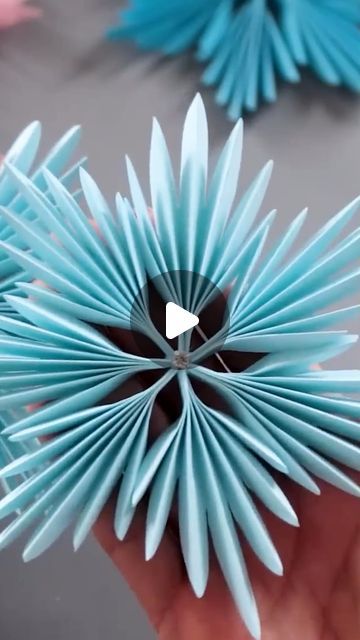 MiLena on Instagram: "3D Paper Snowflake❄️" 3-d Snowflake, Paper Plate Snowflakes, Snowflake Ideas Paper, How To Make Paper Snowflakes, 3d Paper Snowflakes, 3d Snowflake, 3d Snowflakes, Snowflake Template, Paper Snowflake