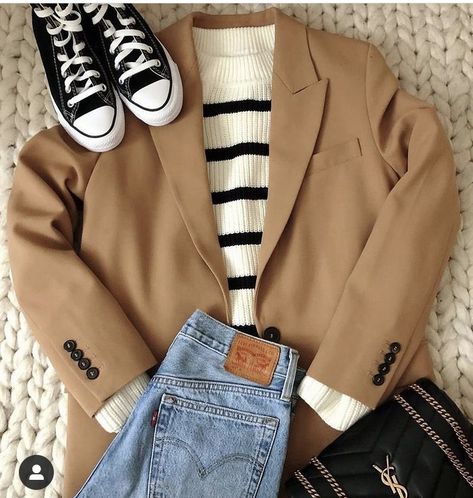 Mode Tips, Mode Casual, Outfit Plan, Blazer Shirt, Jeans Levis, Winter Mode, Vogue Fashion, Zara Jeans, 가을 패션