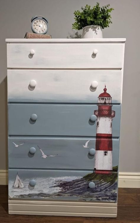 Nautical Painted Dresser, Nautical Dresser Makeover Ideas, Lighthouse Decor Ideas, Beachy Furniture, Nautical Furniture, Beach Themed Crafts, Deco Marine, Nautical Bedroom, Beach Furniture