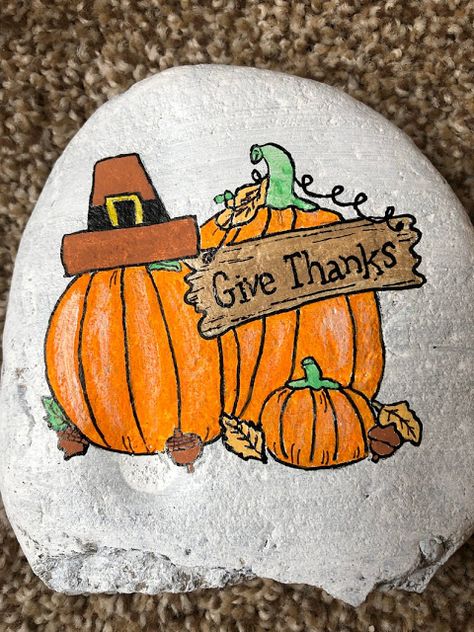 Give thanks painted rock on etsy #ilovepaintedrocks #paintedrockinspiration Thanksgiving Painted Rocks Ideas, Thanksgiving Painted Rocks Ideas Easy, Autumn Painted Rocks Ideas, Painted Rocks Thanksgiving Theme, Painted Rocks Fall Theme, Fall Rock, Halloween Rocks, Rock Painting Ideas Easy, Painted Rocks Diy