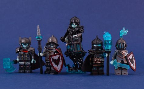 Fright Knights | L->R - The Fallen Warrior: Once a warrior, … | Flickr Lego Fright Knights, Lego Fantasy Minifigures, Fallen Warrior, Lego Dnd, Custom Lego Minifigures, Easy Lego Creations, Lego Dragon, Lego Medieval, Lego Halloween