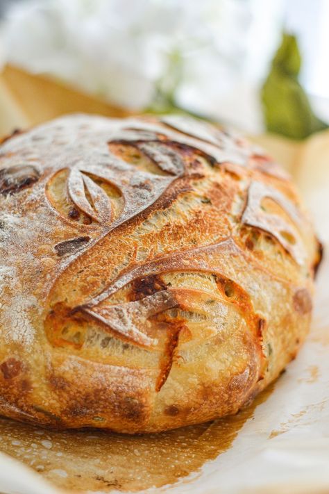 Rosemary/Thyme and Cheddar Sourdough Bread Cheddar Sourdough Bread, Sourdough Bread Scoring, Baking Studio, Bread Scoring, Sourdough Bread Starter, Herb Bread, Sourdough Starter Recipe, Baking Classes, Sourdough Baking