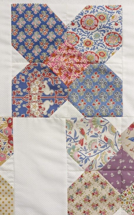 Charm Blossom Baby Quilt Pattern - Charm Pack Friendly Quilt Patterns Using 5 Inch Charm Packs, Charm Pack Quilt Patterns Free Easy, 4patch Quilts, 4 Patch Quilt Pattern Ideas, Charm Square Quilt Patterns Free, Charm Square Quilt Patterns, Charm Pack Quilt Patterns Free, Charm Pack Baby Quilt, Charm Pack Projects