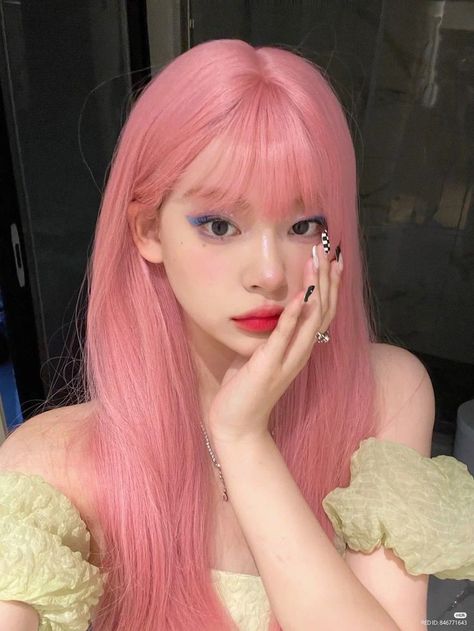 Korean Hair Color, Girl With Pink Hair, Pretty Hair Color, Hair Color For Women, Dye My Hair, Hair Dye Colors, Hair Inspiration Color, Hair Inspo Color, American Beauty