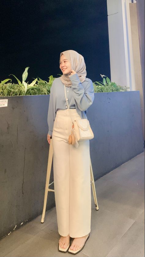 Simple Outfits Hijab, Mix And Match Outfits Hijab, Outfit Ngampus, Fesyen Islam, Tutorial Hijab Pashmina, Outfit Hijab Casual, Ootd Hijab Casual, Tutorial Hijab, Muslim Outfits Casual