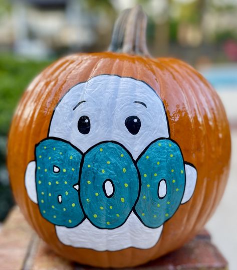 Easy Painted Pumpkin Ideas, Simple Pumpkin Painting Ideas, Cute Painted Pumpkin Ideas, Pumpkins Painting, Halloween Pumpkin Stencils, Halloween Pumpkin Crafts, Creative Pumpkin Painting, Painting Pumpkin, Pumpkin Stencils