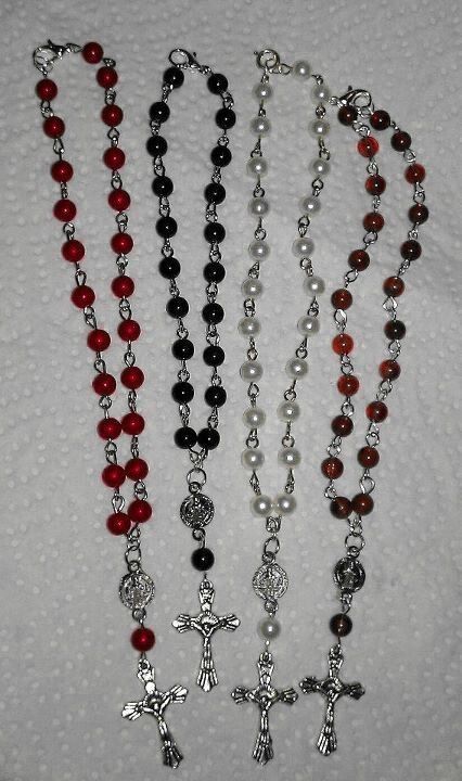 Rosary Outfit, Rosary Aesthetic, Goth Rosary, Alt Jewelry, Alt Accessories, Goth Design, قلادات متدلية, Jewelry Goth, Goth Accessories