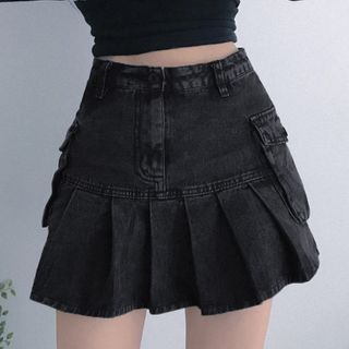 Honet Pleated Denim Mini A-Line Skirt | YesStyle Y2k Denim Skirt, Styl Grunge, Denim Pleated Skirt, Look Grunge, E Girl Outfits, Jean Skirts, Goth Y2k, Skirt Y2k, Big Pockets