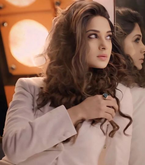 Jennifer Winget Beyhadh, Beauty Killer, Girly Frame, Jennifer Winget, Celebrities, Frame, Beauty, Quick Saves