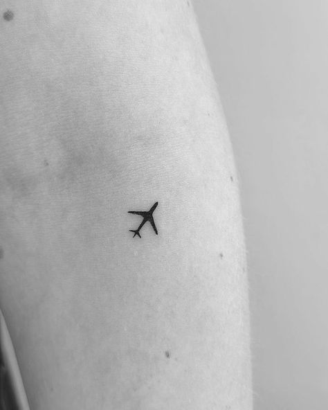 Small Usa Tattoo, Paper Aeroplane Tattoo, Explore Tattoo Traveling, Tiny Plane Tattoo, Small Plane Tattoo, Small Airplane Tattoo, Airplane Tattoo Design, Aeroplane Tattoo, Travel Inspired Tattoos