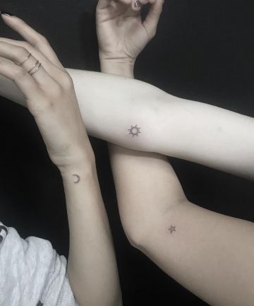 Group Tattoos, Matching Bff Tattoos, Matching Friend Tattoos, Cute Matching Tattoos, Matching Tats, Tattoo Placements, Matching Best Friend Tattoos, Bestie Tattoo, Sibling Tattoos