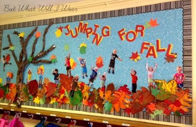 But What Will I Wear: Bulletin Board Awards Autumn Art Ideas For Kids, Collaborative Artwork, Autumn Art Ideas, October Bulletin Boards, November Bulletin Boards, Decoration Classroom, Door Bulletin Boards, Kids Bulletin Boards, Art Ideas For Kids