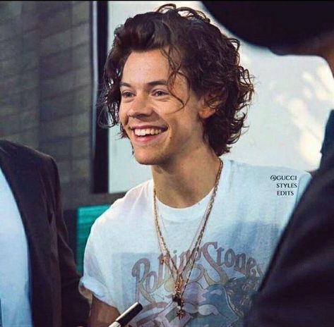 Prince Hair, Harry 1d, Harry Styles Cute, One Direction Photos, Haikou, Harry Styles Wallpaper, Corte De Cabelo Masculino, Harry Styles Pictures, Harry Styles Photos