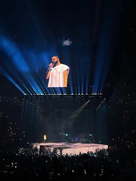 Drake Concert, Drake Graham, Aubrey Drake, Dream Concert, Drake, Music Artists, Room Inspiration, Concert