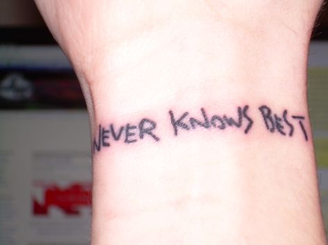 Flcl Never Knows Best, Never Knows Best Tattoo, Flcl Tattoo, Mamimi Flcl, Never Knows Best, Jiji Kiki, Fooly Cooly, Diy Tattoo Permanent, Best Tattoo Ever