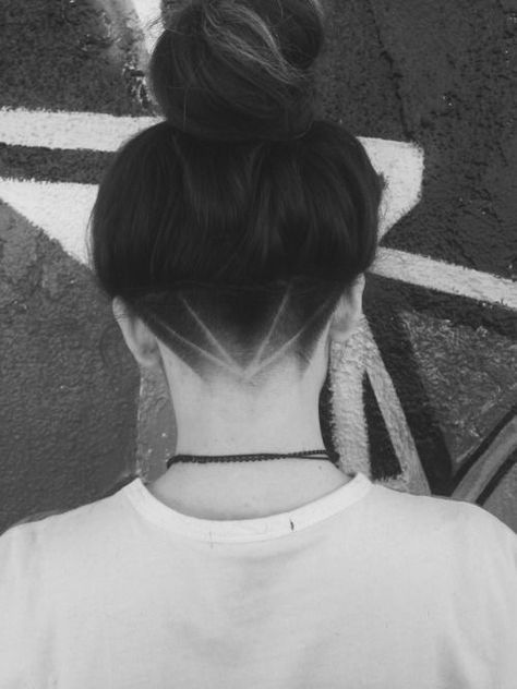 Undercut Hair Designs, Undercut Hairstyles Women, Undercut Designs, Undercut Long Hair, Shaved Hair Designs, Edgy Pixie, Undercut Women, Hair Tattoos, Pixie Haircuts