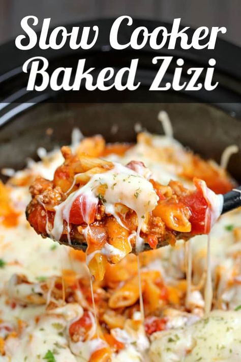 This Slow Cooker Baked Ziti is an easy crockpot recipe that packs all the flavour! With tender noodles coated in a ground beef marinara and mixed with a melty cheese goodness, it's the ideal weeknight meal. #zitirecipes #slowcookerrecipes #bakedziti #slowcooker #ziti Baked Ziti Crockpot, Crock Pot Ziti, Slow Cooker Baked Ziti, Slow Cooker Baking, Vegetarian Crockpot Recipes, Crockpot Recipe, Crockpot Soup Recipes, Crockpot Recipes Beef, Best Slow Cooker