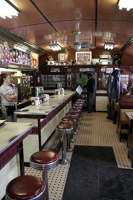 I admit it, Northeastern-US diner food is on the list of things I'm looking forward to for this trip. 50's Diner, 1950s Diner, Diner Restaurant, Diner Decor, 50s Diner, Vintage Diner, Diner Recipes, American Diner, Retro Diner