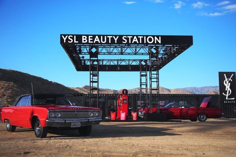 Download Festival, Beauty Station, Coachella 2019, Logo Design Health, Makeup Station, Kodak Moment, Fresh Beauty, Experiential Marketing, Luxury Cosmetics