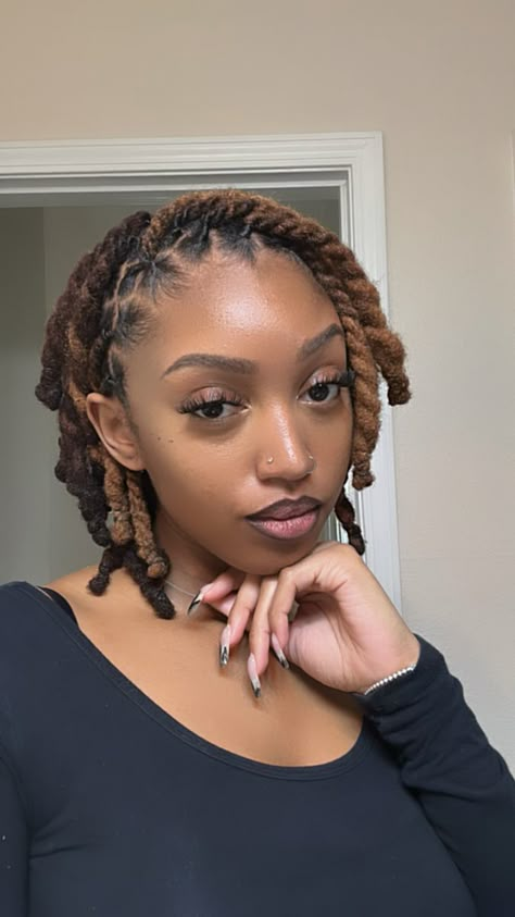 Side Part Loc Retwist, Women Dread Hairstyles, Arnell Armon Tattoos, Large Locs Hairstyles, Elegant Short Loc Styles Black Women, Formal Locs Hairstyles Black Women, Shirt Loc Hairstyles, Loc Knots Styles Short, Styles For Dreadlocks For Women