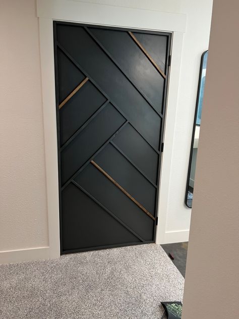 Custom Door Design, Mcm Doors Interior, Geometric Door Design, Mcm Interior Doors, Exterior Door Modern, Accent Doors Interior, Modern Front Door Design, Diy Door Makeover, Interior Door Makeover