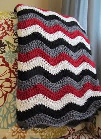 Crochet Blanket Black, Crochet Blanket Red, Christmas Crochet Blanket, Crochet Ripple Blanket, Chevron Crochet, Crocheted Blanket, Crochet For Beginners Blanket, Crochet Blanket Designs, Crochet Blanket Afghan