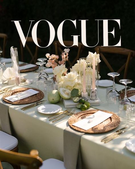 Vogue Table Setting, Lake Garda Wedding, Bride Shoot, Alfresco Wedding, Modern Wedding Theme, Modern Tablescape, Fruit Centerpieces, Never Getting Married, Amalfi Coast Wedding