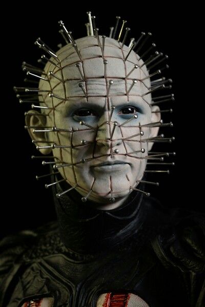 Pinhead Hellraiser, Hellraiser Pinhead, Clive Barker, Michael Crawford, Scary Movie Characters, Horror Movie Icons, Horror Artwork, Horror Monsters, Arte Cyberpunk