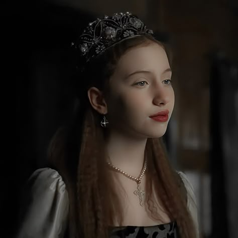 Princess Elizabeth Tudor, Elizabeth Tudor The Tudors, The Tudors Elizabeth, Elizabeth The Tudors, Targaryen Faceclaims, Tudor Women, Elizabeth The First, Elizabeth Tudor, The Tudors Tv Show