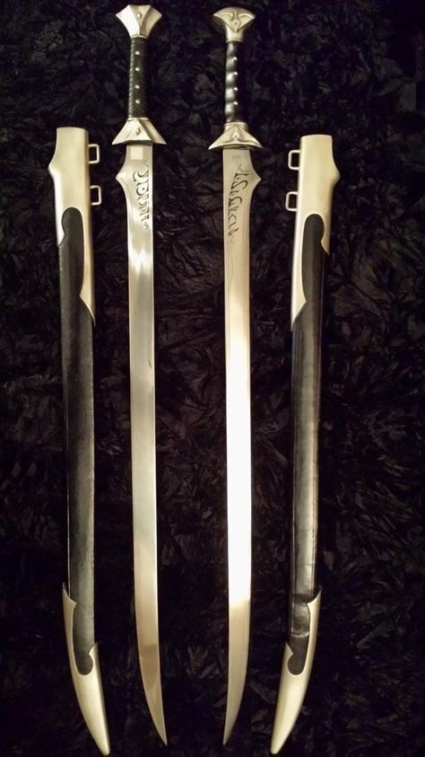 Fantasy Blade, Prop Replicas, Tactical Swords, Types Of Swords, Pretty Knives, Swords Medieval, Cool Swords, Dungeons And Dragons Homebrew, Cool Knives