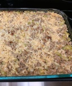 Jail House Rice, Jailhouse Rice Recipe, Beef Rice A Roni Casserole, Rice A Roni Casserole, Rice A Roni Recipes, Jailhouse Rice, Pepper Steak And Rice, Rice Casseroles, Luncheon Ideas