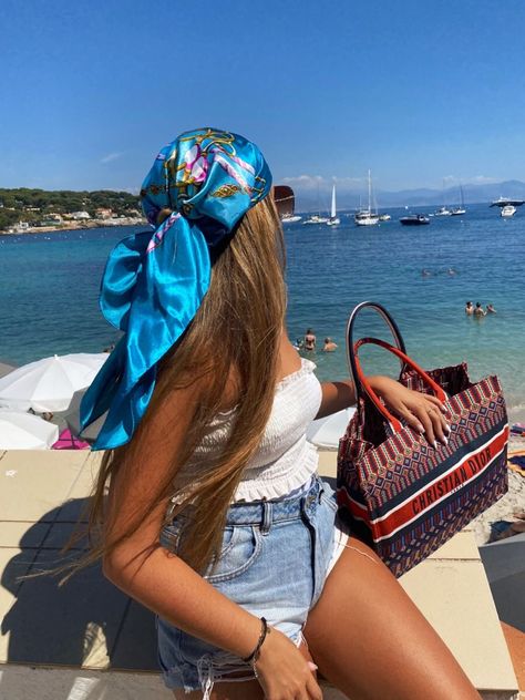 Head Scarf Outfit, Hair Scarf Styles, Head Scarf Styles, Ways To Wear A Scarf, Scarf Outfit, Swimsuits Outfits, Vacay Outfits, Summer Beach Outfit, Cruise Outfits